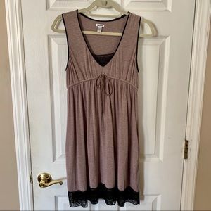 DKNY Lace Accent Nightie / Nightgown - EUC - M